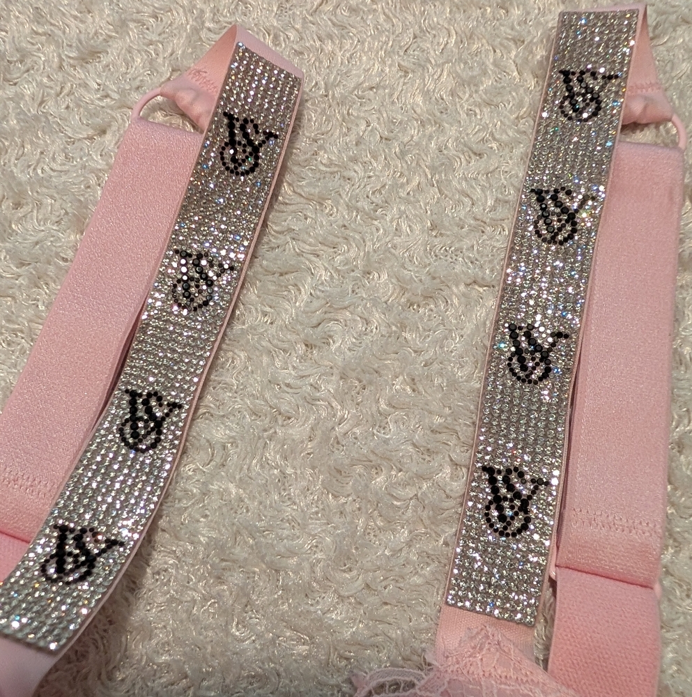 Victoria's Secret Bombshell Plunge Shine Strap Plunge Push Up Bra Eyelash 32D - Picture 10 of 11